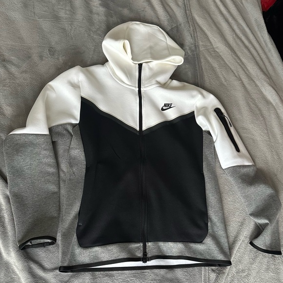White/Black/Grey OG Nike Tech Fleece Suit - Picture 2 of 7